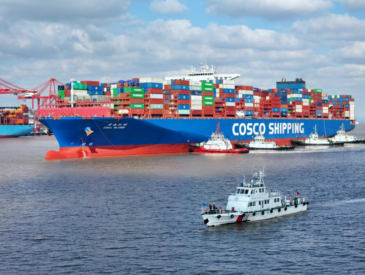 全國首創(chuàng)！寧波舟山港“雙通道”時代正式開啟，超大型船舶通行能力預(yù)計提升50%