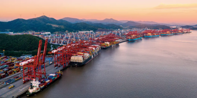 浙江沿海港口和內(nèi)河港口齊發(fā)力，集裝箱吞吐量增長突出