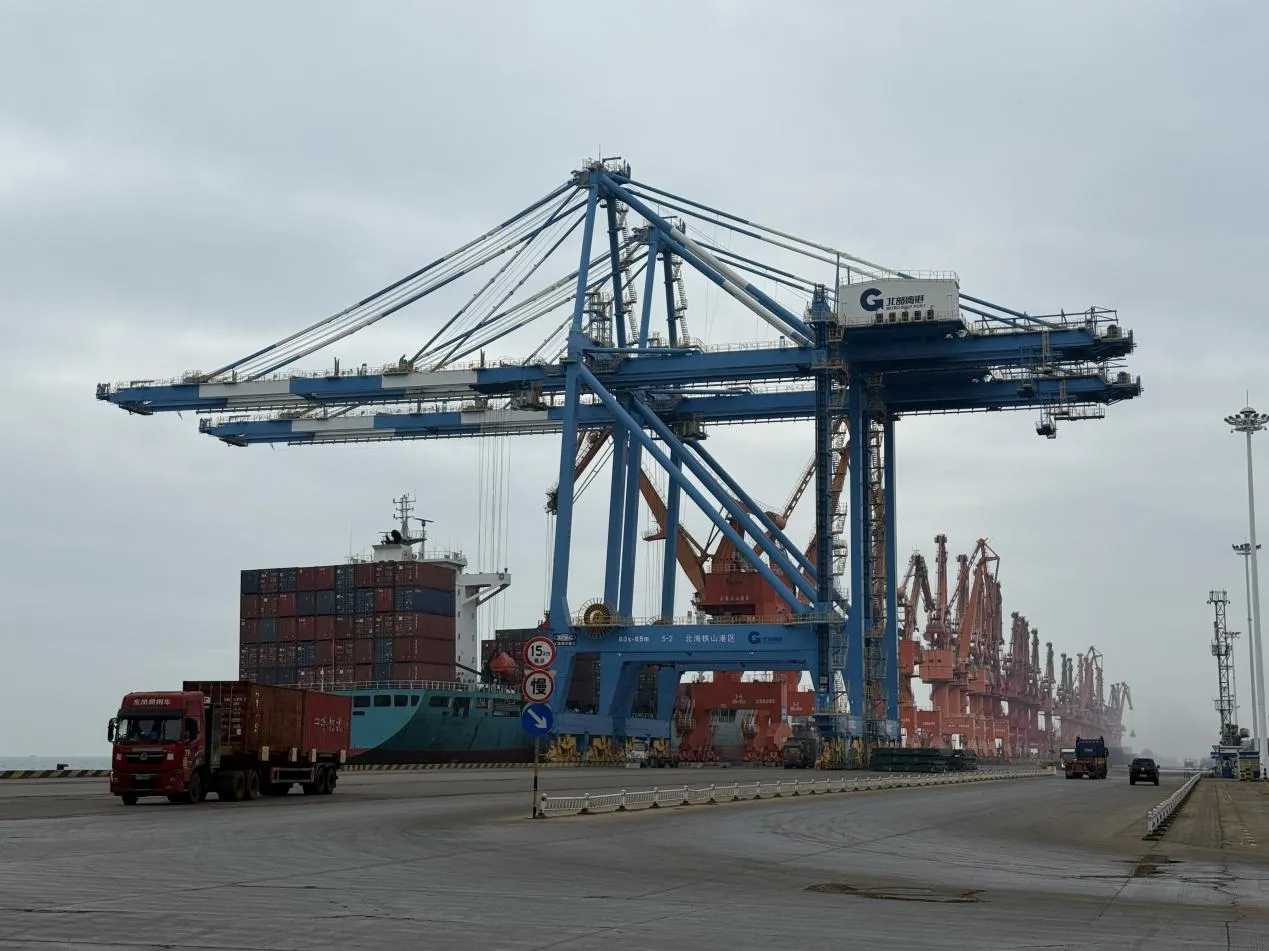 北部灣港前三季度集裝箱吞吐量穩(wěn)健增長，打造高效益物流新通道